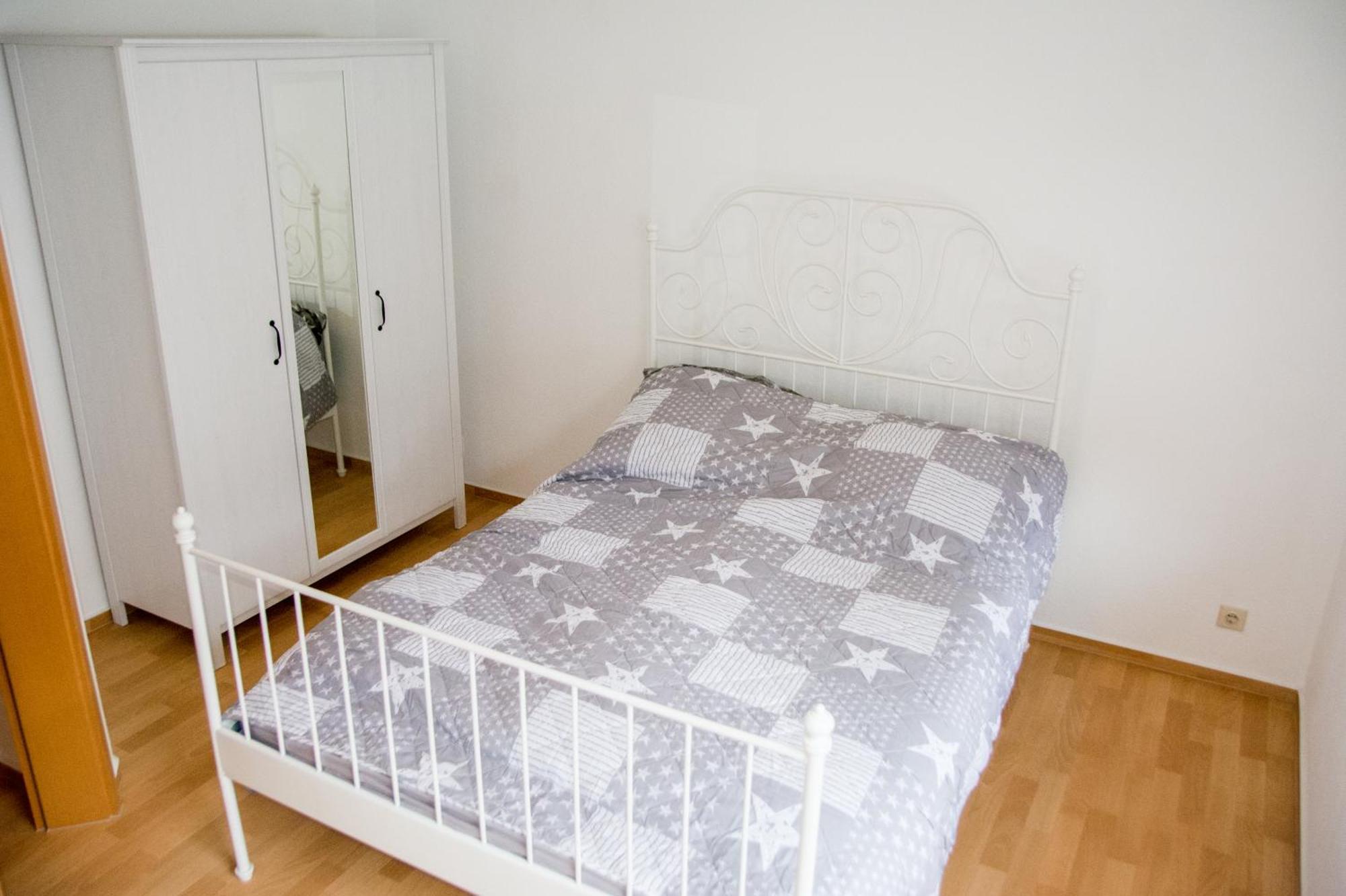 Schoene 2-Raum-Wohnung Im Zentrum Waltershausens Eksteriør billede